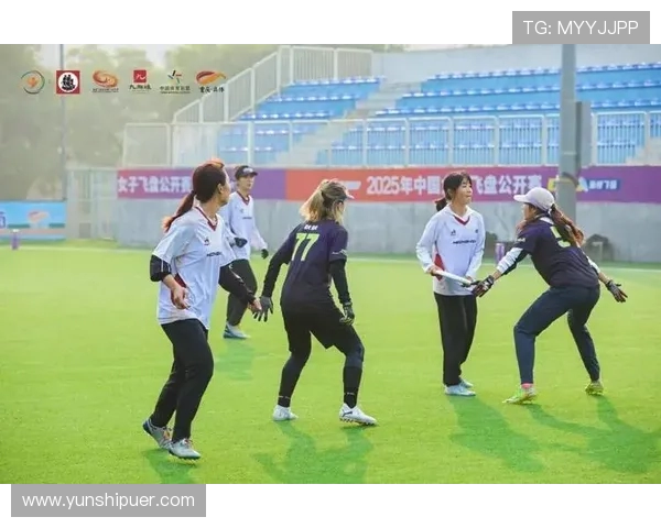 广州飞盘队与重庆飞盘队的精彩对决赛后分析与战术探讨