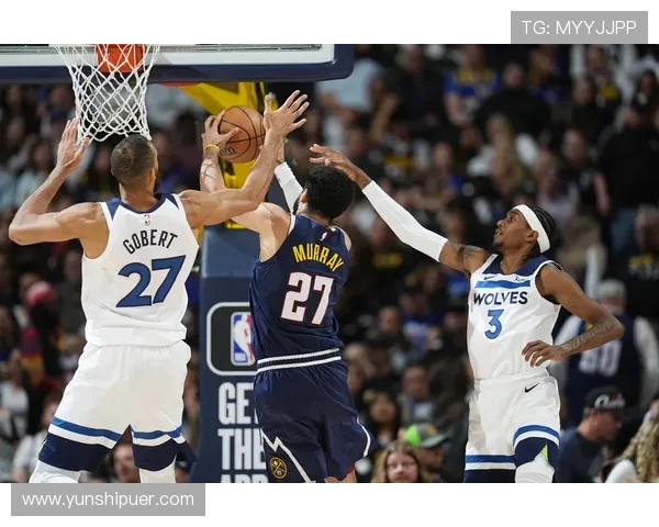 勇士与掘金季后赛第六场激战回顾与精彩瞬间分析